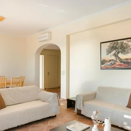 Saluto By Vintage Travel Villa *