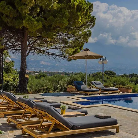 Saluto By Vintage Travel Villa