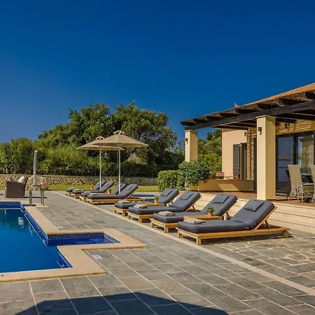 Saluto By Vintage Travel * Spartià